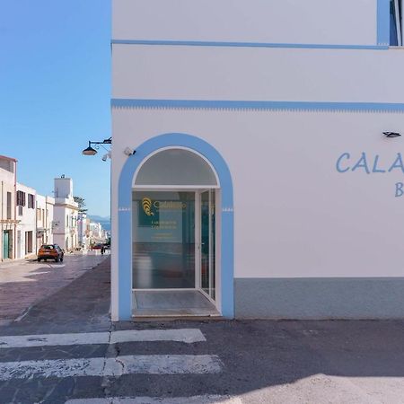 Hotel Calabisso Calasetta Exteriér fotografie